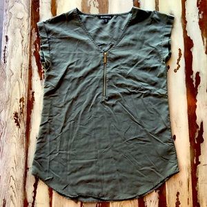 Junior express shirt/blouse in green size xs